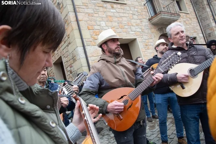 Ronda de Carnaval en Duruelo