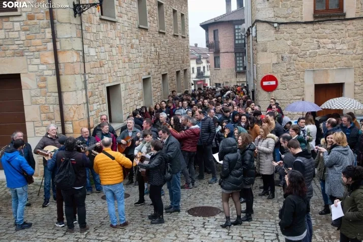 Ronda de Carnaval en Duruelo