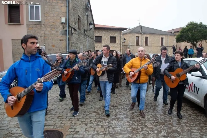 Ronda de Carnaval en Duruelo