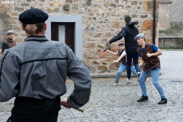 Ronda de Carnaval en Duruelo