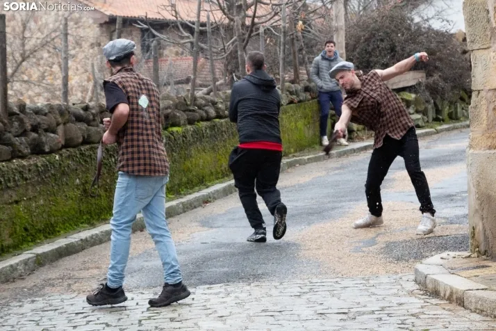 Ronda de Carnaval en Duruelo