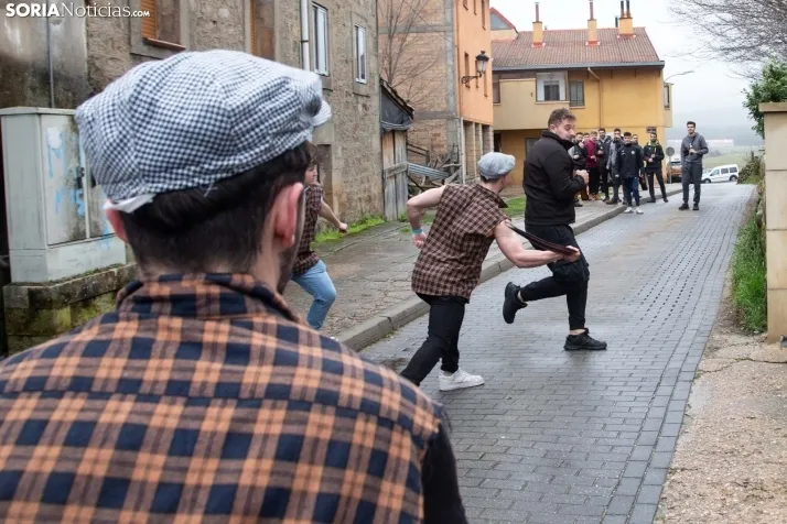 Ronda de Carnaval en Duruelo