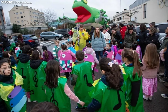 Viernes de Carnaval en Camaretas 2024
