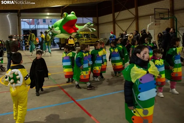Viernes de Carnaval en Camaretas 2024