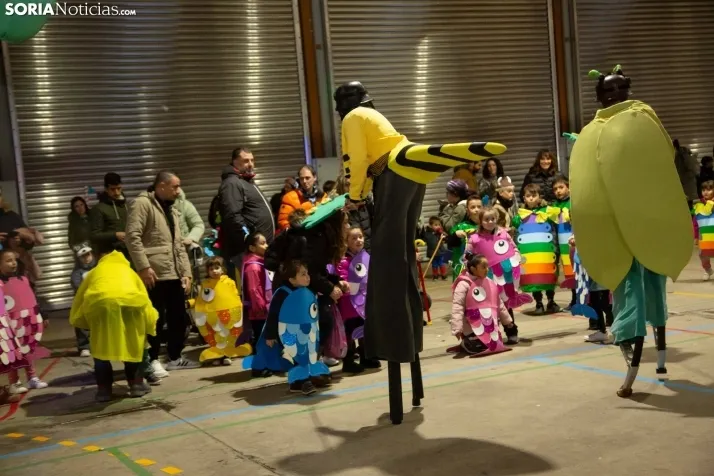 Viernes de Carnaval en Camaretas 2024