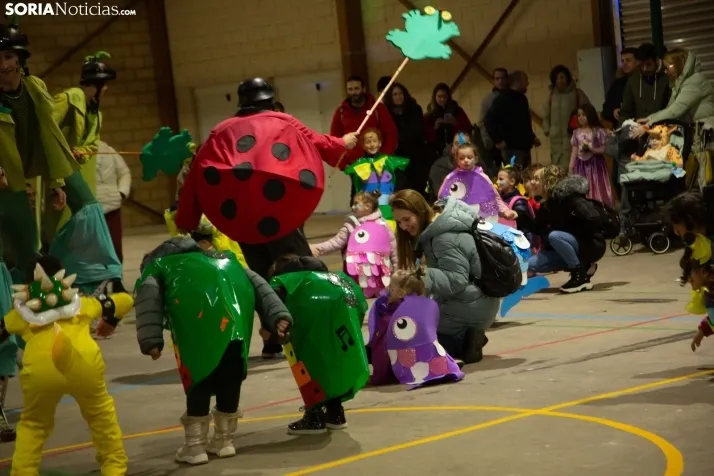 Viernes de Carnaval en Camaretas 2024