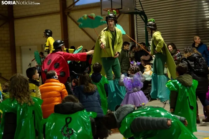 Viernes de Carnaval en Camaretas 2024