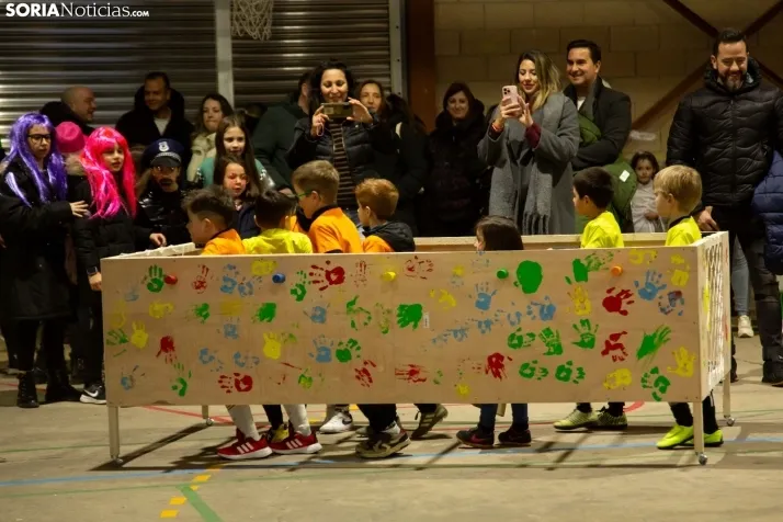 Viernes de Carnaval en Camaretas 2024