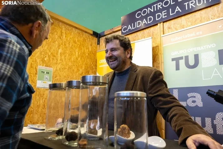 GALER&Iacute;A | Abejar inaugura su XXI Feria de la Trufa bajo la atenta mirada de cientos de personas