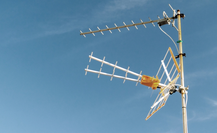 Castilla y León subvencionará con un máximo de 400 &euro; la adquisición de dispositivos por satélite para garantizar la TDT en los pueblos