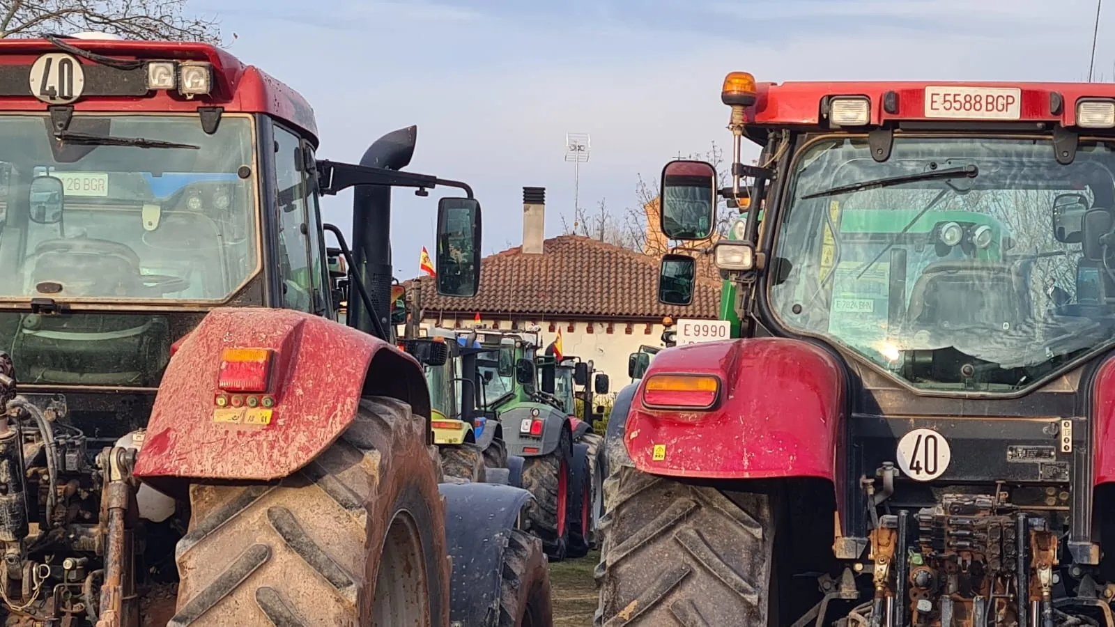 Foto 11 - As&iacute; hemos vivido el minuto a minuto de una tractorada que ha invadido las carreteras de Soria