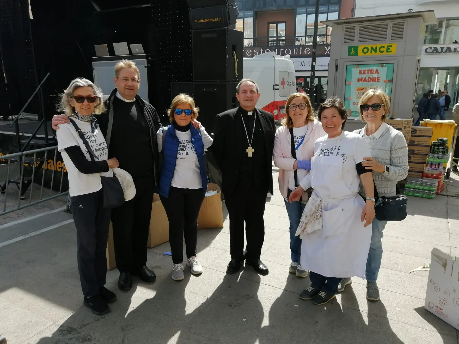 Foto 2 - La 'Operaci&oacute;n Bocata' recauda 5.500&euro;, 1.000&euro; m&aacute;s que el a&ntilde;o pasado