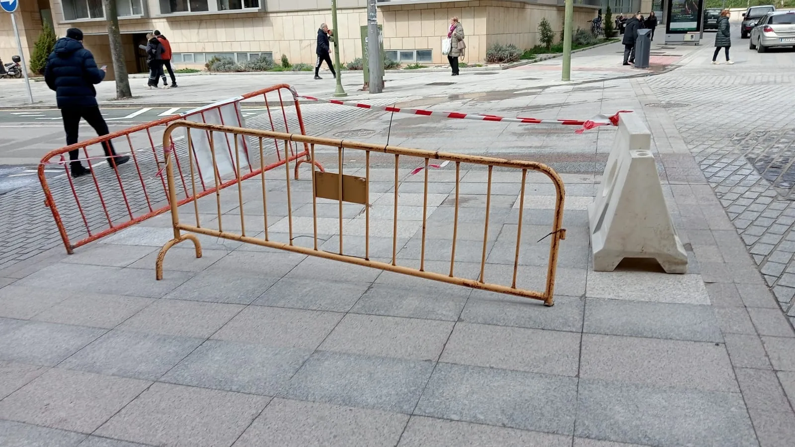 Foto 2 - El PP insta al Ayuntamiento a realizar un mayor control en las obras de la peatonalizaci&oacute;n de Soria