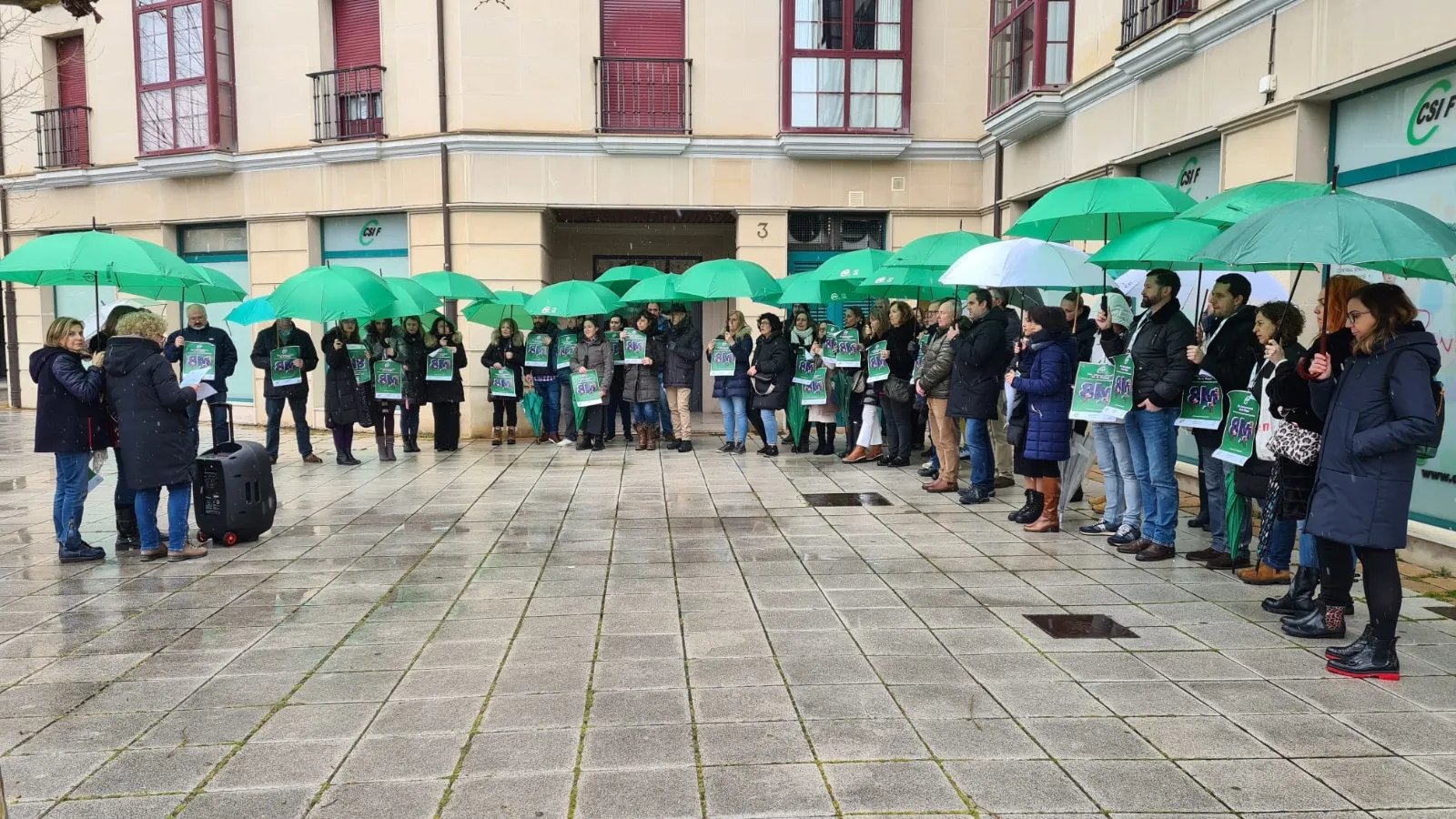 Foto 8 - CSIF se concentra en sus sedes por el D&iacute;a Internacional de la Mujer