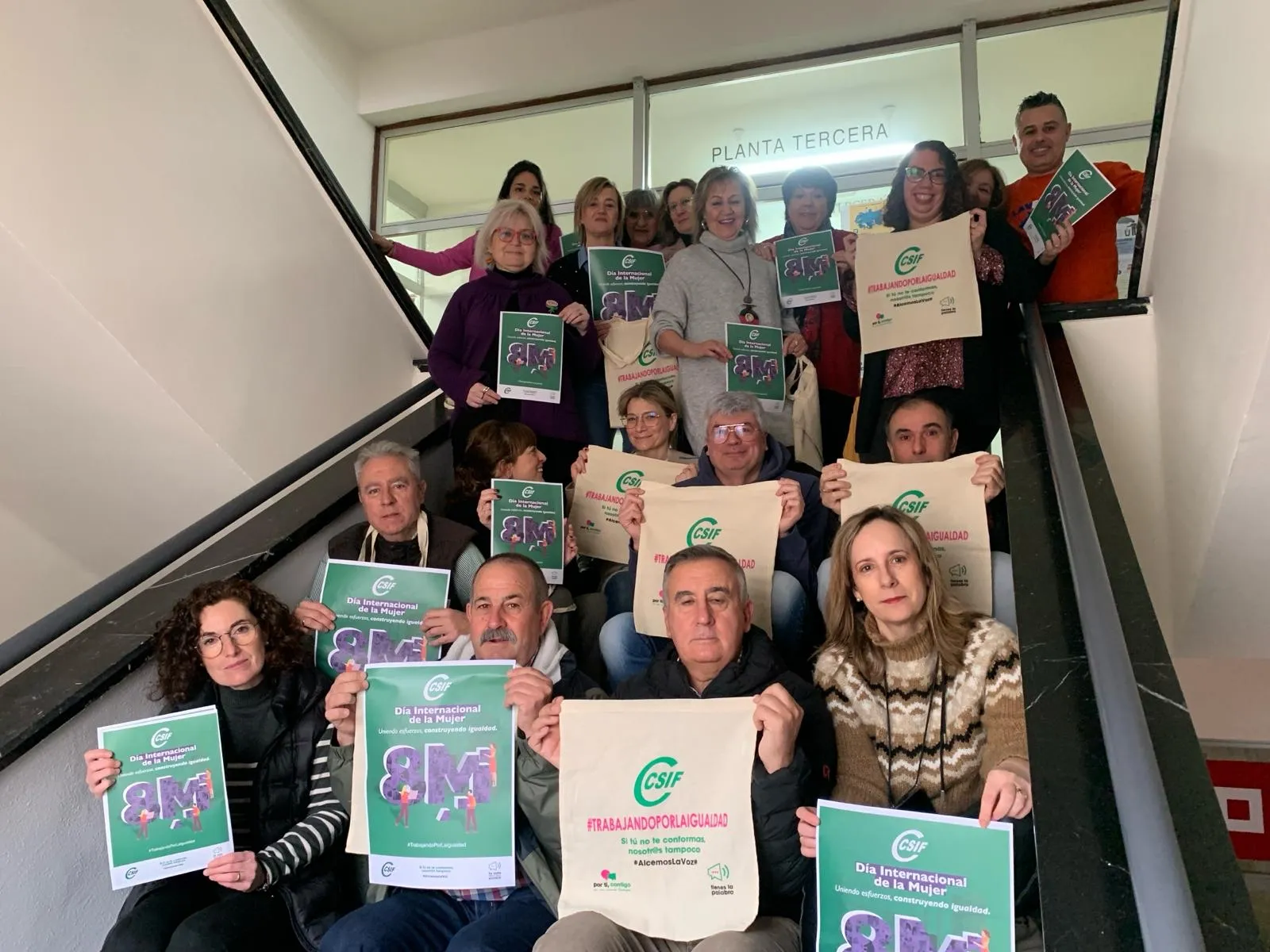 Foto 2 - CSIF se concentra en sus sedes por el D&iacute;a Internacional de la Mujer