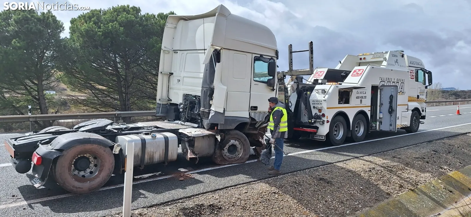 Rescate de un camión en la SO-20.