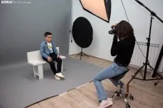 Mercedes del Río en su estudio fotográfico de Garray. María Ferrer
