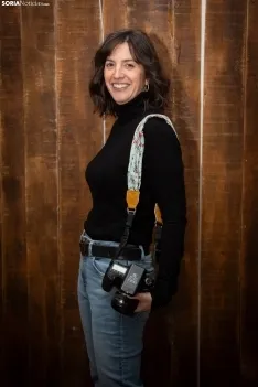 Mercedes del Río en su estudio fotográfico de Garray. María Ferrer