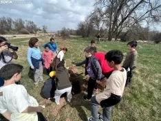 Foto 13 - Los m&aacute;s peque&ntilde;os de Soria aprenden a plantar &aacute;rboles: &iquest;Qu&eacute; importancia tiene este gesto?