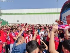 Foto 5 - V&iacute;deo y fotos | Espectacular recibimiento al Numancia en Madrid