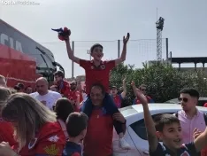 Foto 6 - V&iacute;deo y fotos | Espectacular recibimiento al Numancia en Madrid