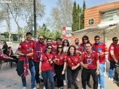 Foto 7 - V&iacute;deo y fotos | Espectacular recibimiento al Numancia en Madrid