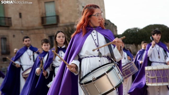 En imágenes: La Exaltación encandila a Almazán como preludio de la Semana Santa