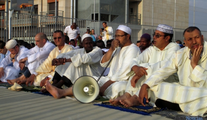 Más de 3.000 musulmanes empiezan el Ramadán en Soria: Los primeros días cuesta un poco