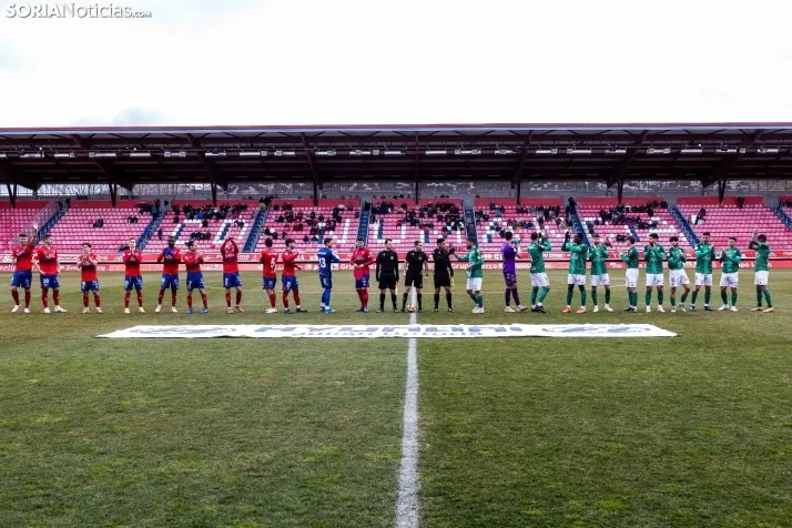 Numancia vs Villanovense ./Viksar Fotografía