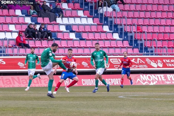 Numancia vs Villanovense ./Viksar Fotografía