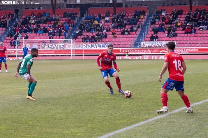 Numancia vs Villanovense ./Viksar Fotografía