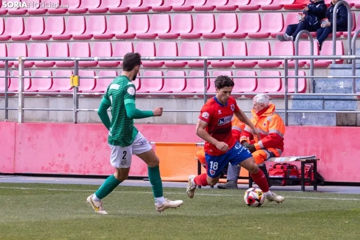 Numancia vs Villanovense ./Viksar Fotografía