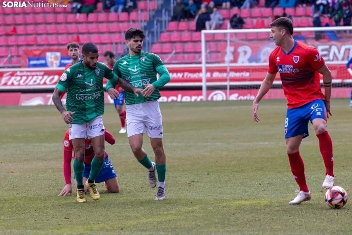 Numancia vs Villanovense ./Viksar Fotografía