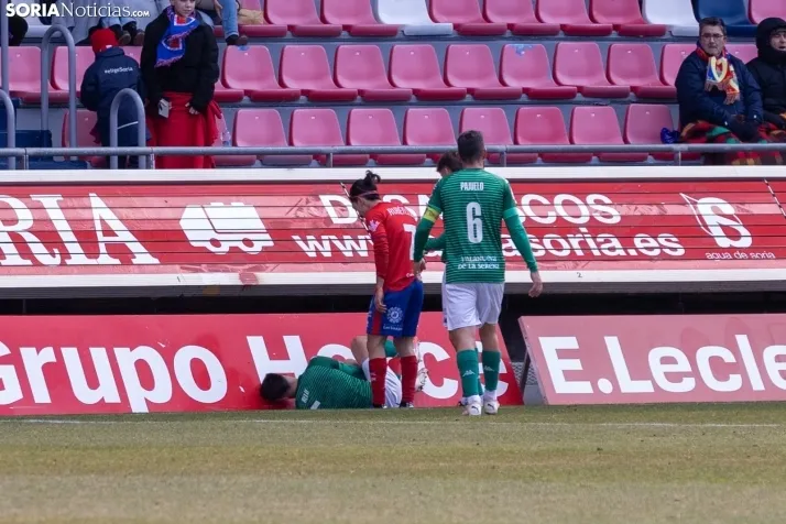 Numancia vs Villanovense ./Viksar Fotografía