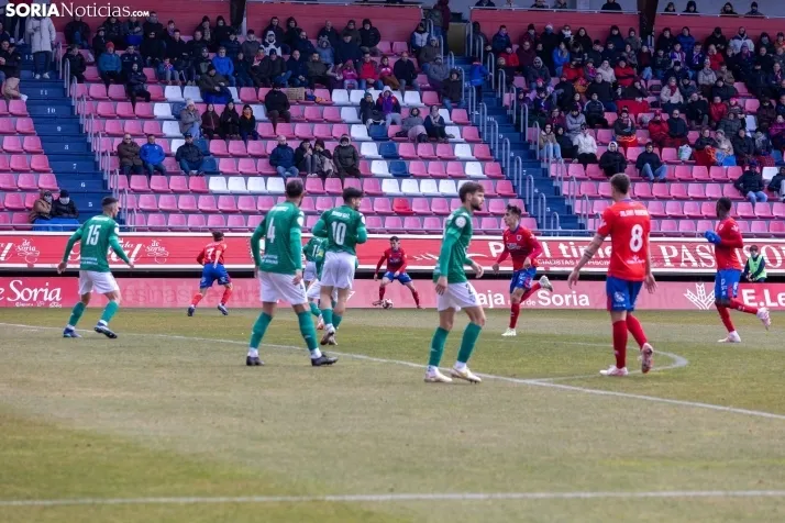 Numancia vs Villanovense ./Viksar Fotografía