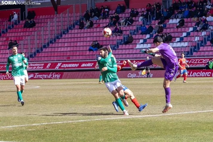 Numancia vs Villanovense ./Viksar Fotografía