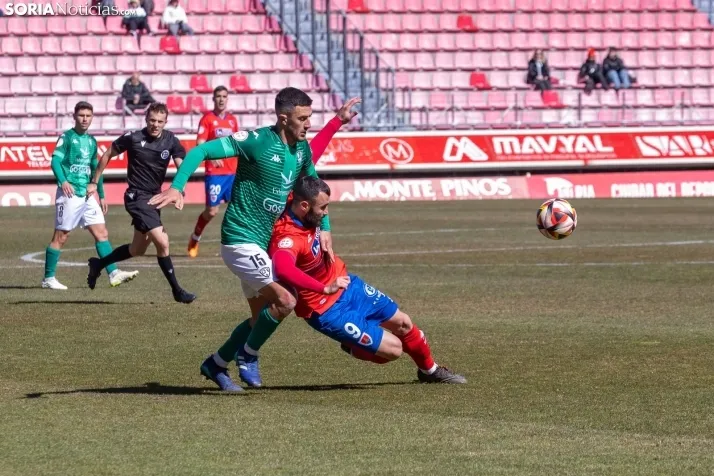 Numancia vs Villanovense ./Viksar Fotografía