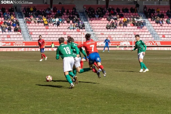 Numancia vs Villanovense ./Viksar Fotografía