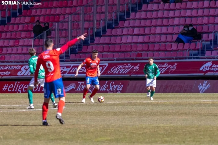 Numancia vs Villanovense ./Viksar Fotografía