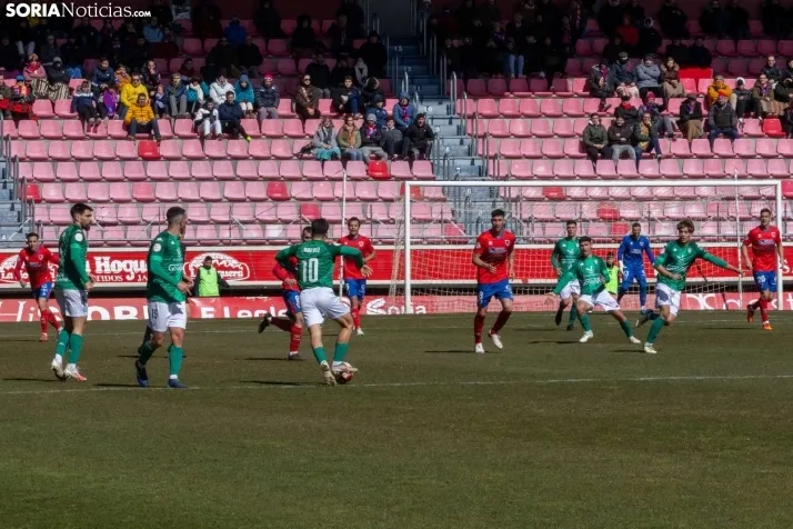 Numancia vs Villanovense ./Viksar Fotografía