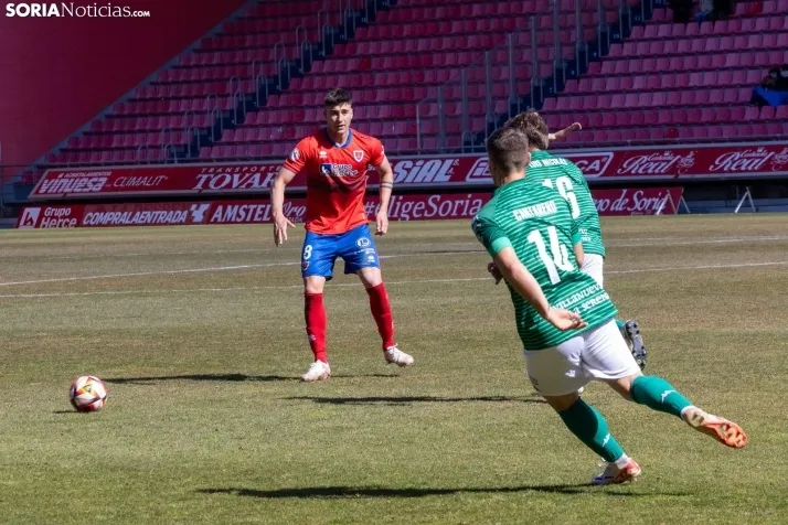 Numancia vs Villanovense ./Viksar Fotografía