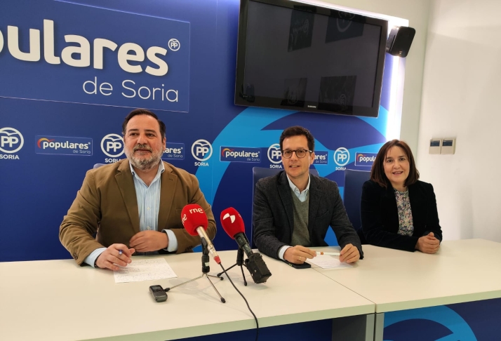El PP se teme lo peor con la Soria-Castejón tras las posturas de Mínguez, Oscar Puente y la comunidad Navarra