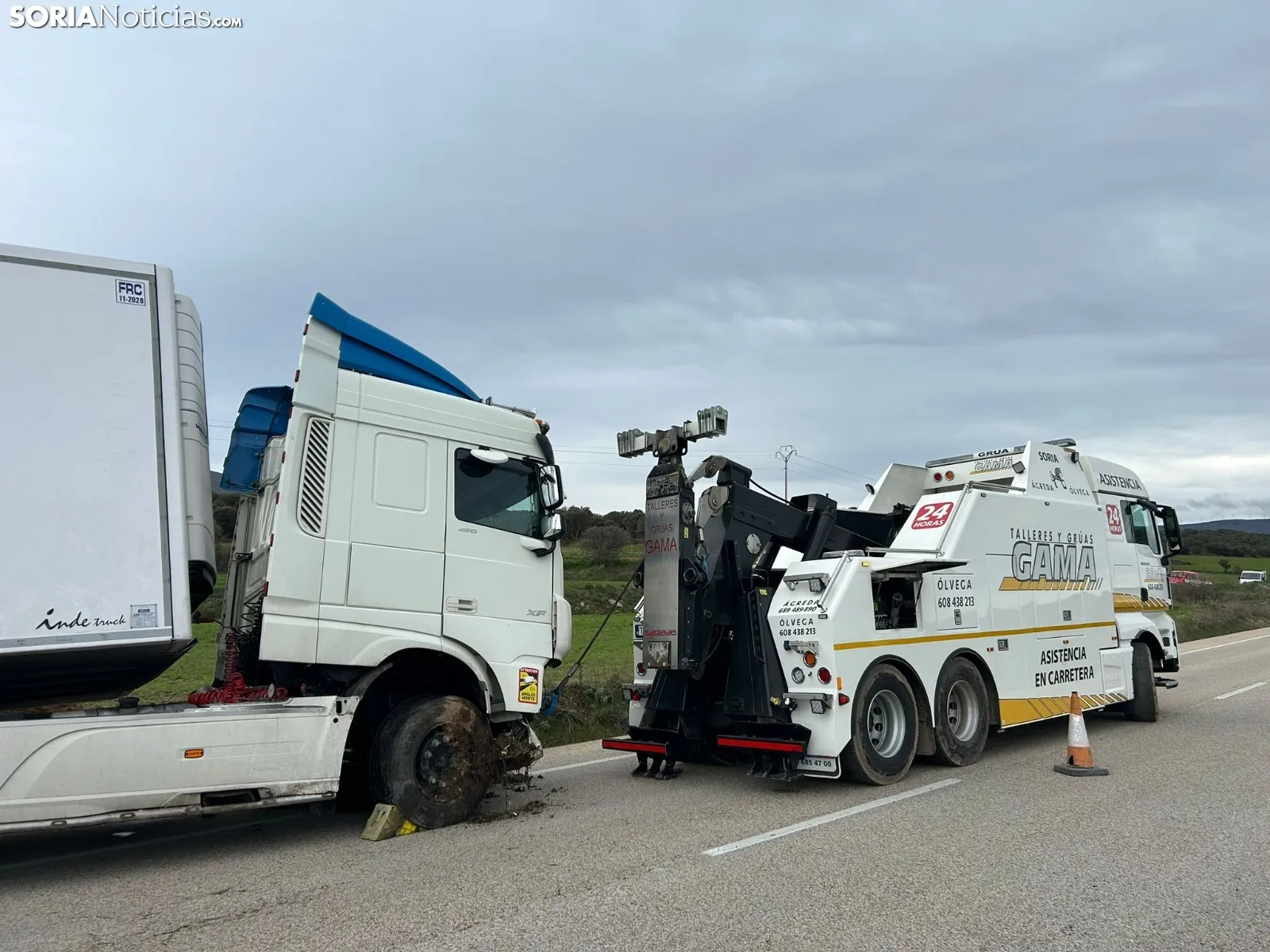 Foto 8 - Retirado de la CL-101 el cami&oacute;n involucrado en el accidente mortal de &Aacute;greda del pasado viernes