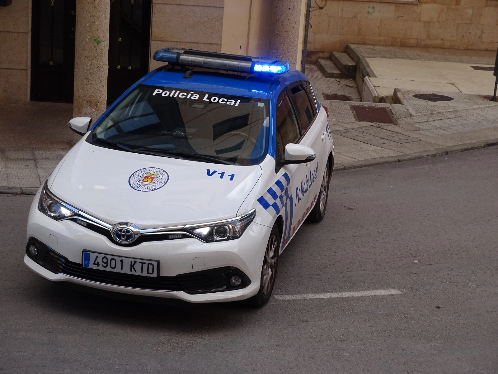 El Gobierno de España financia la adquisición de un vehículo eléctrico para la Policía Local de El Burgo de Osma