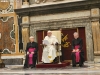 Foto 2 - VíDEO | Un joven le canta una jota aragonesa al Papa Francisco