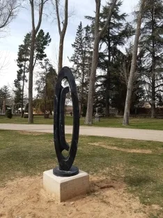 Una de las esculturas de la localidad. /AA