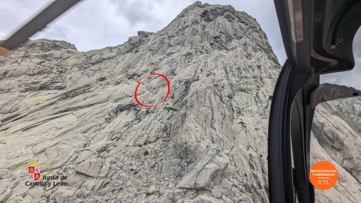 Fallece un escalador tras sufrir una caída en el pico El Torozo, en Ávila