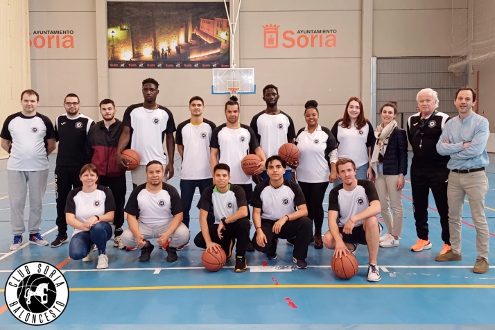 El CSB crea Baloncesto para Todos, una iniciativa dirigida a los refugiados e inmigrantes de Soria