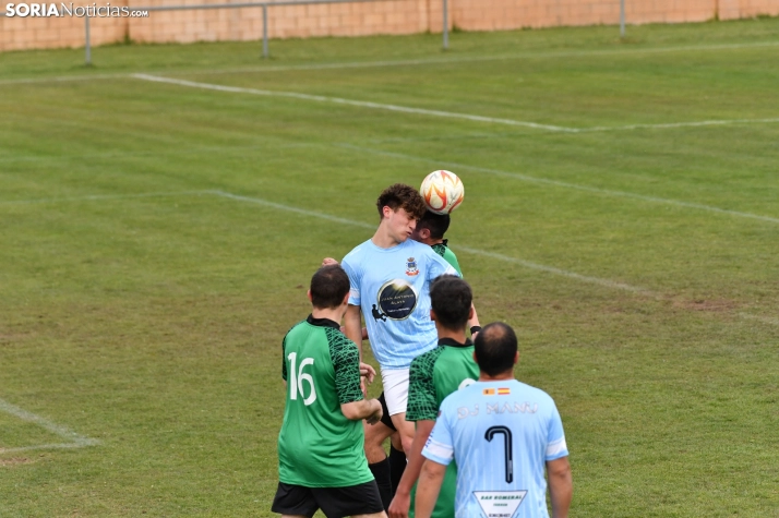 Fotos: Ambiente de Champions para festejar el ascenso del &Aacute;greda a Primera Regional