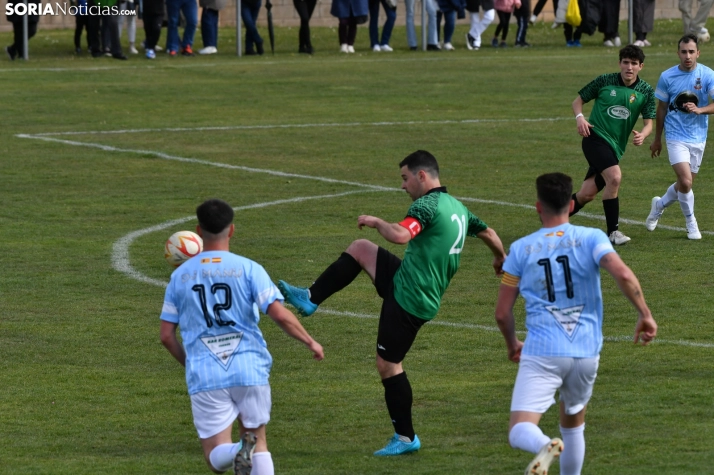 Fotos: Ambiente de Champions para festejar el ascenso del &Aacute;greda a Primera Regional